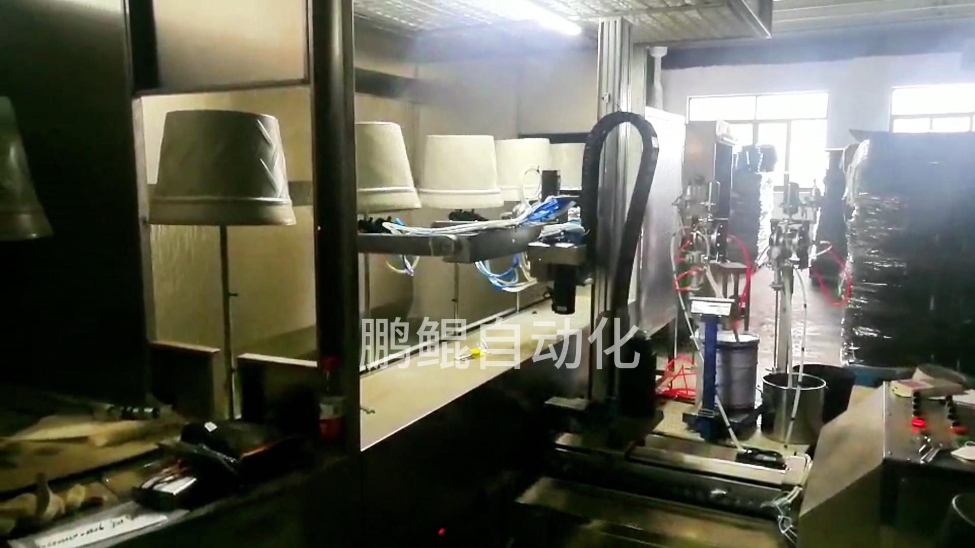 塑胶花盆喷烤一体地轨线