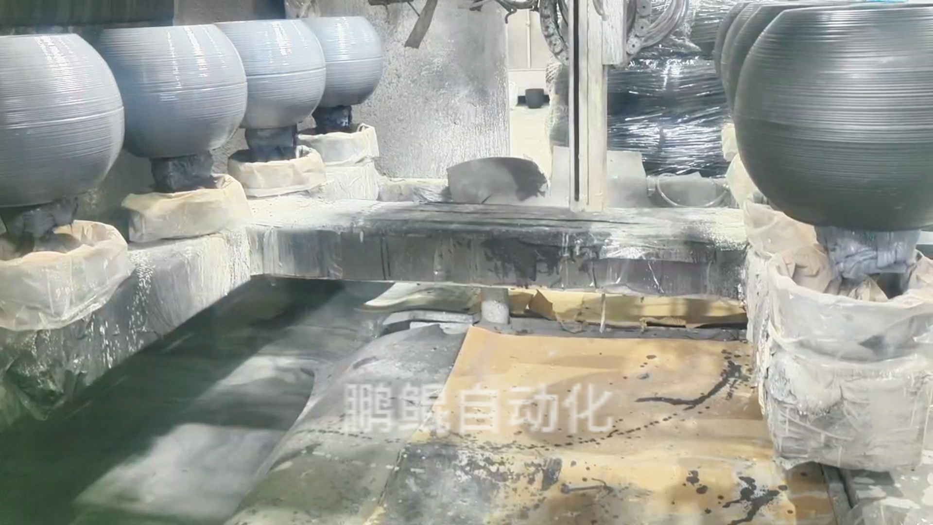 6轴4工位工艺花盆喷涂设备