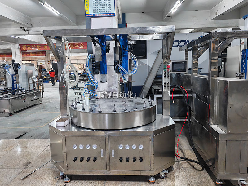 军壶内壁喷漆机