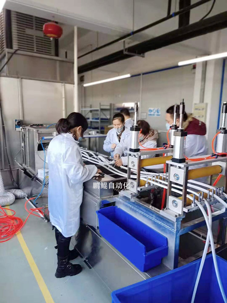 LED灯带生产现场