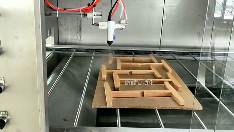 木板在线往复自动喷漆线