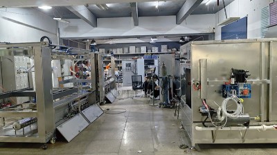 AI智能喷涂设备：异形工件合格率99.8%背后的技术革命