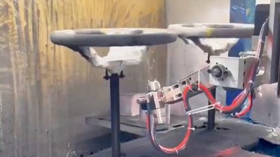 方向盘生产现场