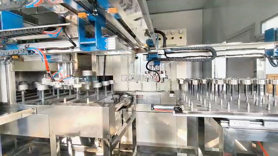 鹏鲲五金齿轮自动上下料