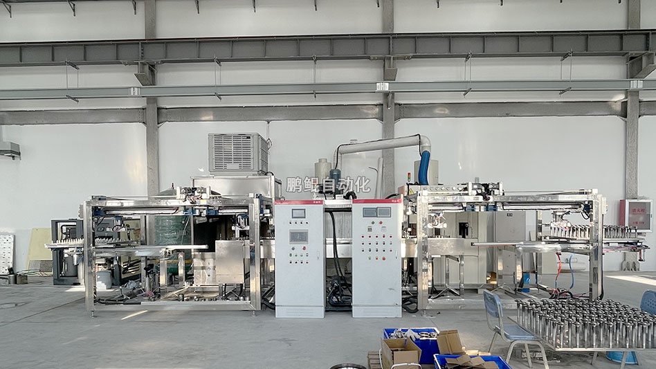 鹏鲲五金齿轮自动上下料喷漆流水线