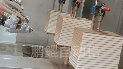 安徽6轴3工位书本喷漆机