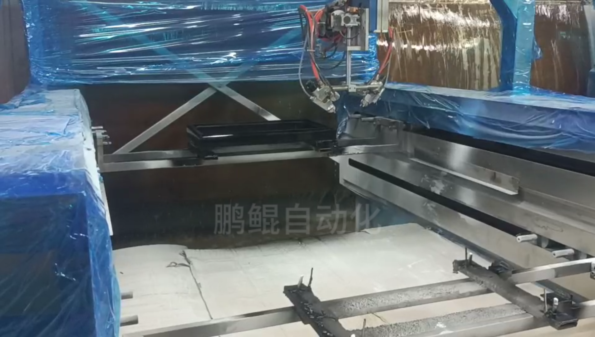 钢琴架上下层喷涂设备