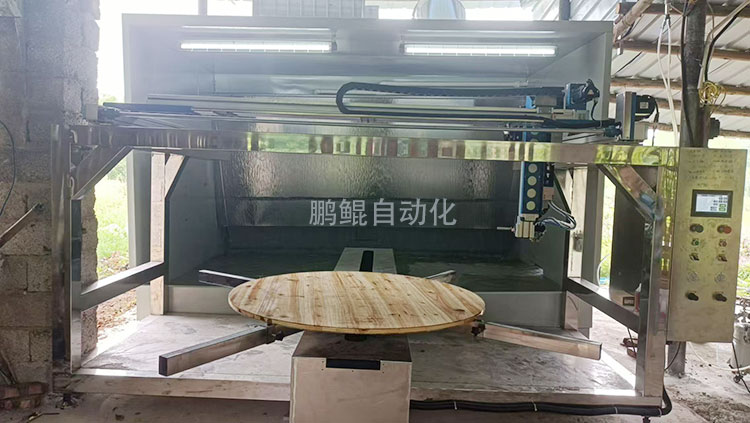 木制品餐桌喷涂