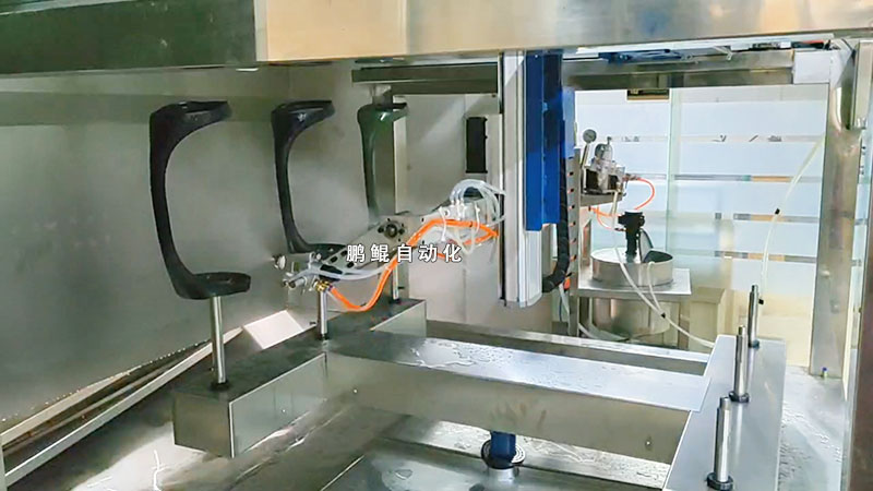 看鹏鲲自动化如何处理异形件喷涂难题？