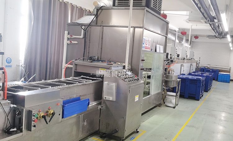 led灯带胶管喷烤线